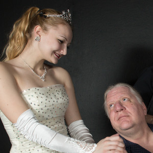 Photo #3: The cast of 